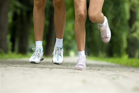 What Are Running Socks? And Why Do They Sometimes Feel Like a Hug for Your Feet?